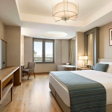 Ramada Hotel & Suites アダナ エクステリア 写真
