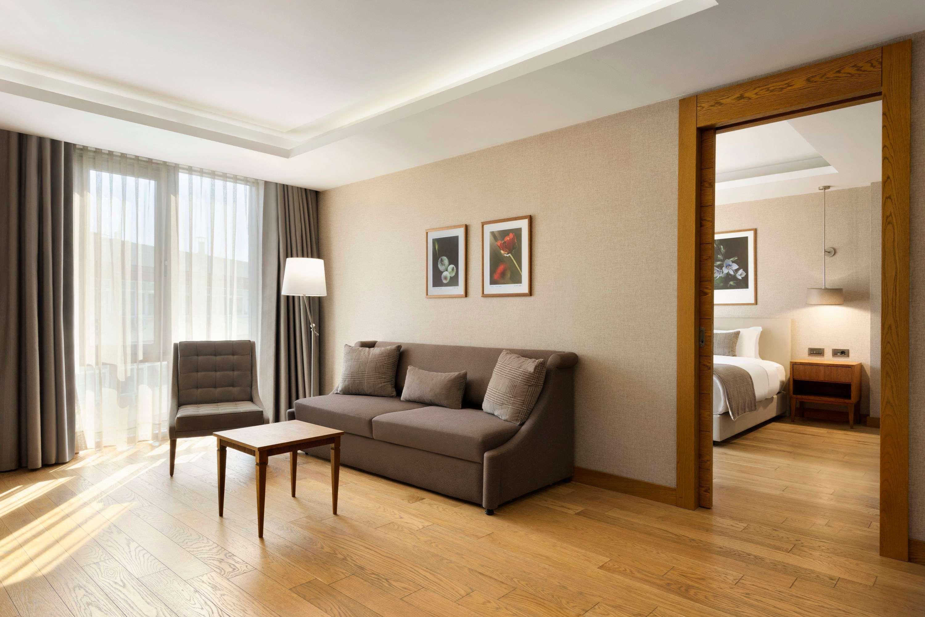 Ramada Hotel & Suites アダナ エクステリア 写真